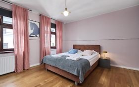 Heart of Wroclaw Uniwersytecka by Renters